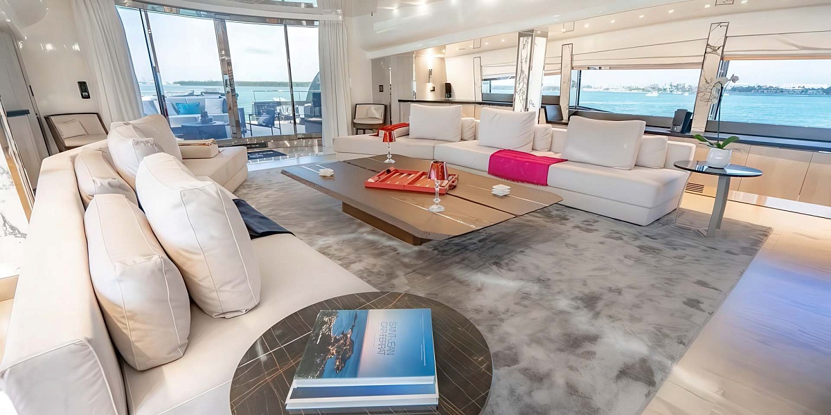 Аренда мега яхты BAGLIETTO 136 Aquila в Греции